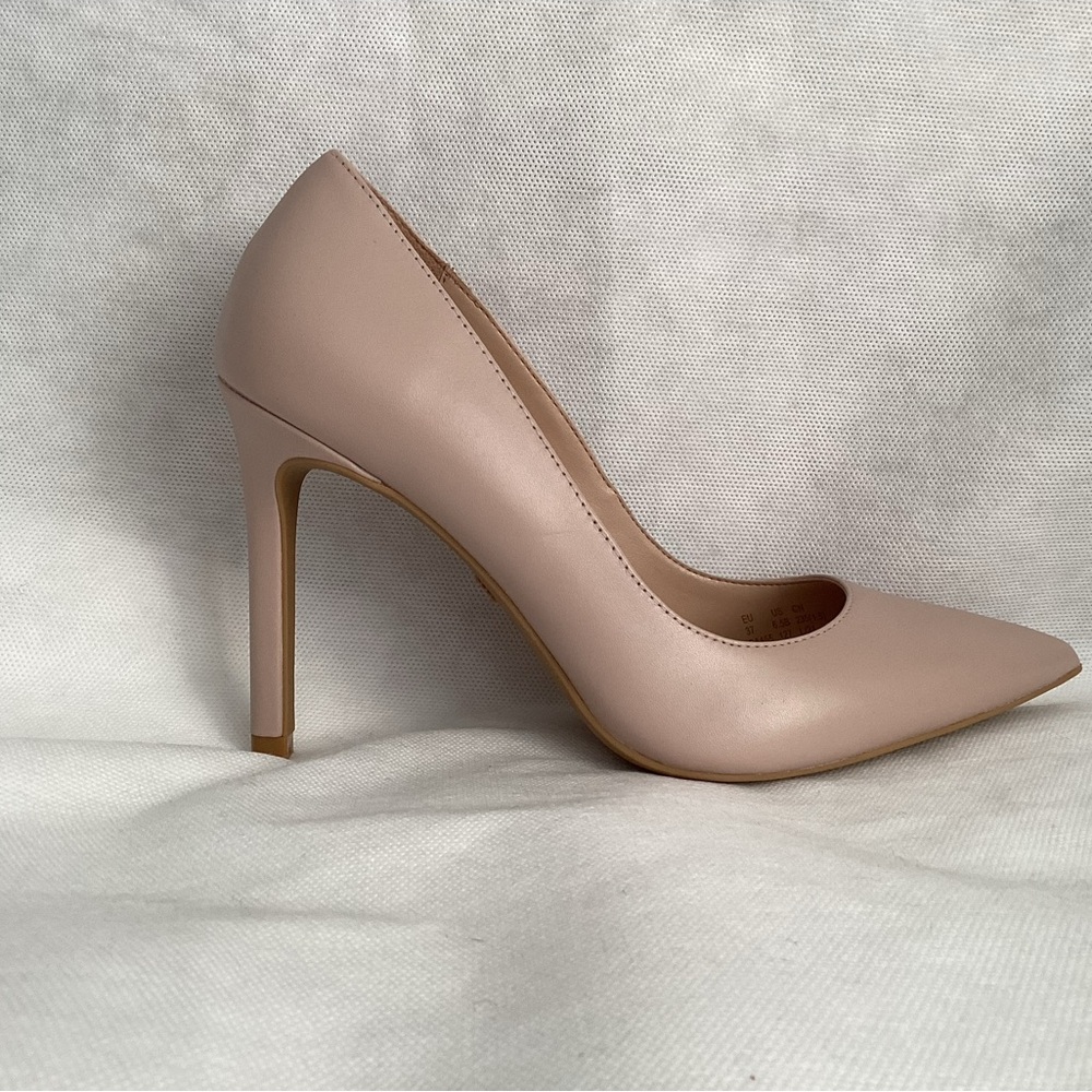 NEW Stuart Weitzman Blush Nude Classic Leather Pump, Size 6.5